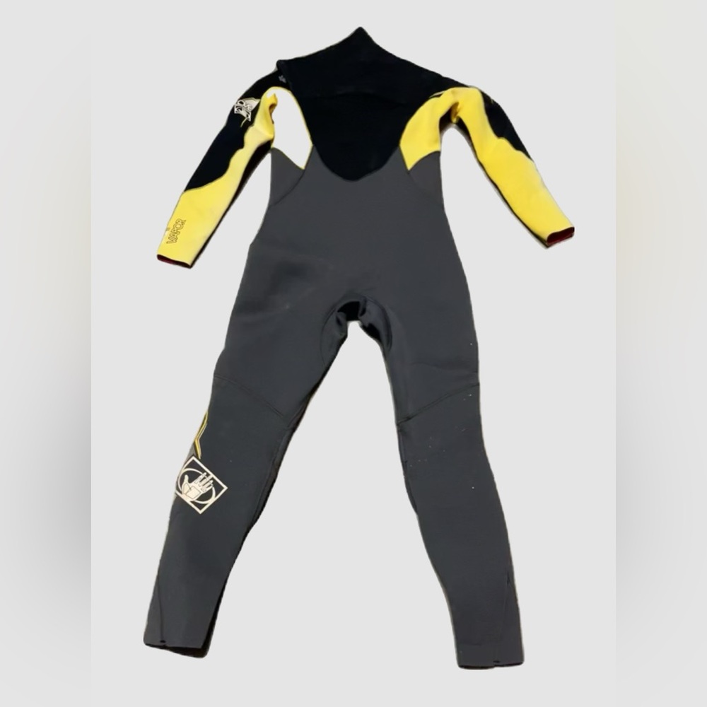 Kids Body Glove wetsuit
